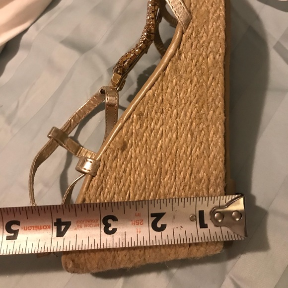 💛fibi&clo Capri Wedge Shoe - Picture 5 of 5